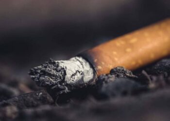 Пожилой мужчина погиб в пожаре, причиной могли стать непотушенные сигареты