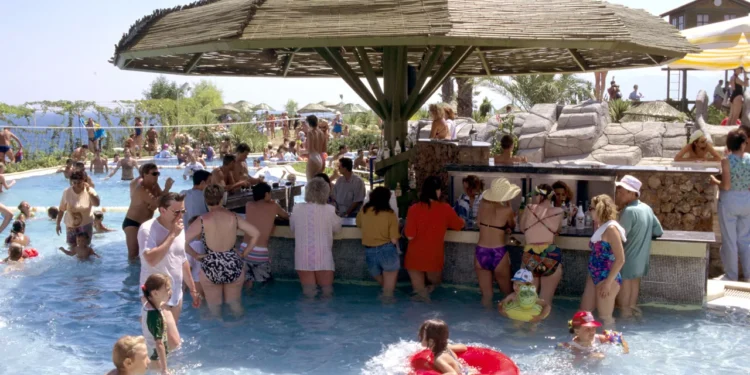 Turcia riscă să piardă turiști din cauza alcoolului contrafăcut