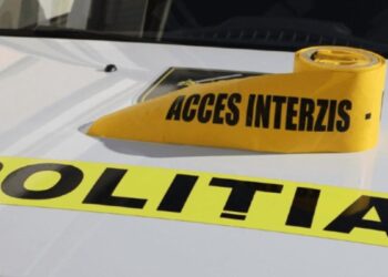 Femeie găsită moartă după ce s-a aruncat de la etajul 13