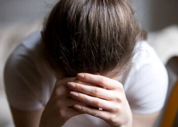 Cancerul tiroidian papilar: Simptome ascunse și importanța depistării timpurii