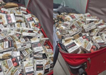 Tânără de 18 ani prinsă cu 300 de pachete de țigări ascunse în bagaj la Aeroportul Chișinău