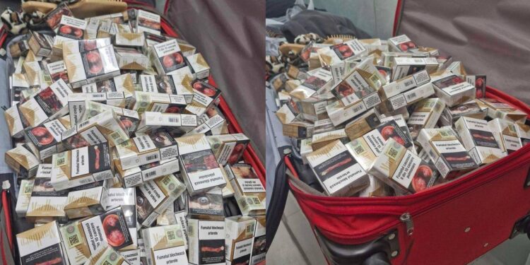 Tânără de 18 ani prinsă cu 300 de pachete de țigări ascunse în bagaj la Aeroportul Chișinău