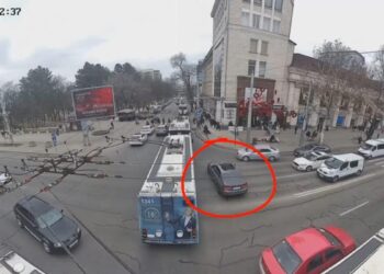 Conducător fără permis prins în trafic cu BMW-ul fără revizie și asigurare