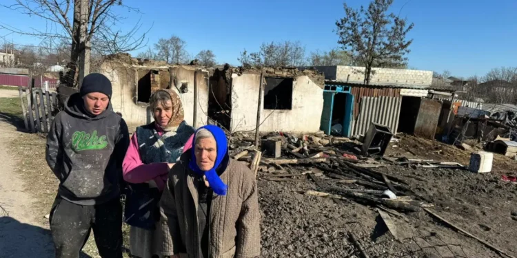 Grav incendiu în satul Nicoreni. Familia Tomuz a rămas fără casă