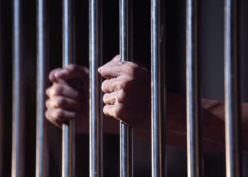 Tragedie în Telenești: un bărbat și-a ucis concubina din cauza banilor cheltuiți pe alcool