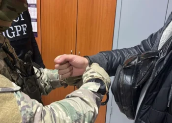 Poliția de Frontieră a extrădat un escroc ucrainean la cererea INTERPOL