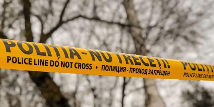 Accident fatal în Ciobanovca: Un copil a murit lovit de mașina condusă de tatăl său