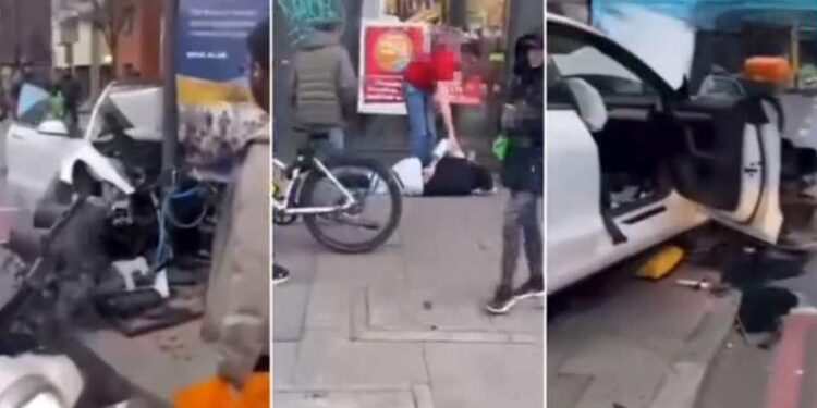 Șapte răniți într-un accident cu un Tesla în estul Londrei