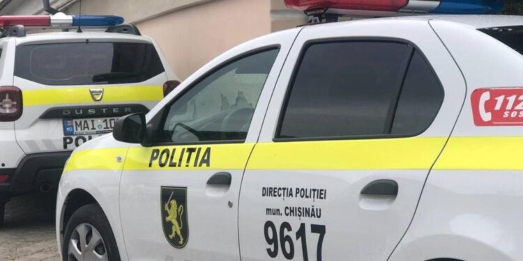 Bărbat reținut pentru tentativă de omor după ce a atacat-o pe iubita sa cu cuțitul