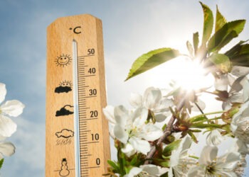 Vreme stabilă și senină în Moldova astăzi