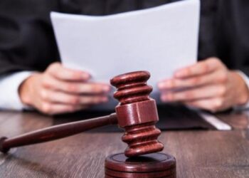 Mită pentru evitarea deportării: Funcționari din IGM Bălți pedepsiți cu închisoare