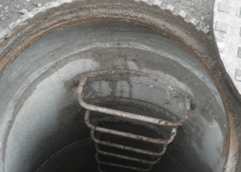 O copilă și-a pierdut viața după ce a căzut într-un canal în Chirca