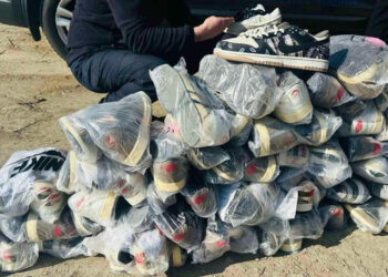 Șofer reținut la Tudora cu mărfuri de contrabandă în valoare de 50.000 de lei