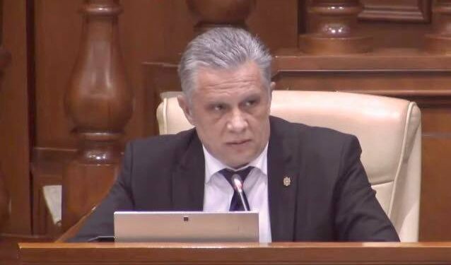 PAS nu intenționează să discute despre importul deșeurilor toxice în Moldova