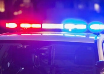 Bărbat recidivist, condamnat la 10 ani pentru viol în familie, sub ochii rudelor