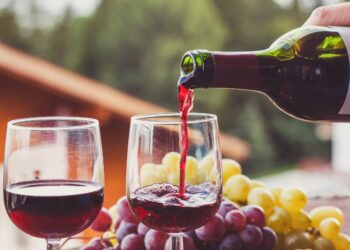 Молдова потеряла позиции в мировом рейтинге винопроизводителей — производство сократилось на 40%