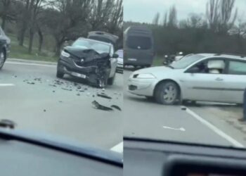 Авария в Сынжерей: Два автомобиля получили серьезные повреждения