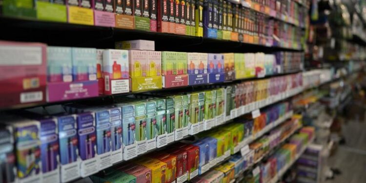 Рынок вейпов: импорт растёт, официальные продажи падают