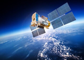 Старый советский зонд летит к Земле на скорости 27 000 км/ч