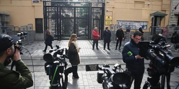 В Стамбуле начались переговоры России и США