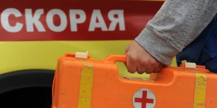 Сотрудник Московского зоопарка погиб от укуса змеи