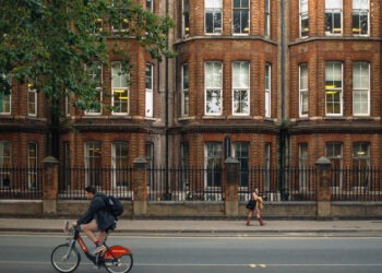 Опубликован рейтинг самых счастливых городов мира. Какое место занял Кишинев