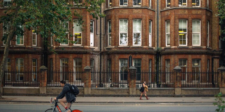 Опубликован рейтинг самых счастливых городов мира. Какое место занял Кишинев