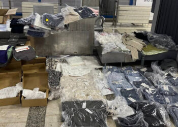 Șofer moldovean prins cu mărfuri nedeclarate la vama Leușeni