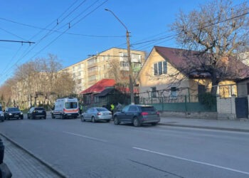 Accident în Bălți: Copil lovit de mașină