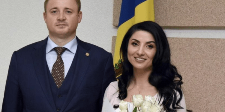 „Am ales rochia”. Svetlana Sainsus și Gheorghe Cavcaliuc, în toiul pregătirilor de nuntă: Când se vor căsători cei doi