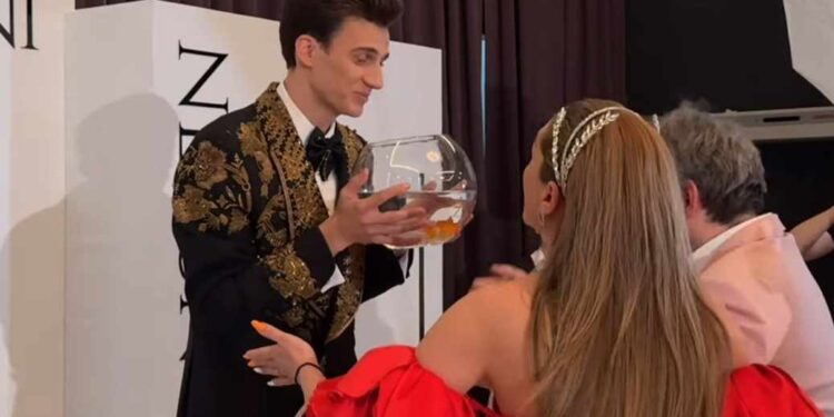 Zi de naştere cât o nuntă: Gabi Nebunu a sărbătorit cu mare fast 25 de ani. Imagini de la petrecerea grandioasă