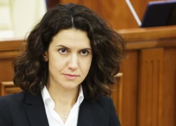 Ce a răspuns Olesea Stamate la cererea PAS de a renunța la mandatul de deputat |VIDEO