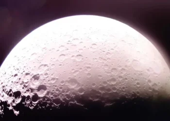 China prezintă pentru prima dată solul din partea nevăzută a Lunii