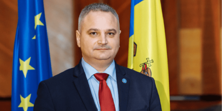 „Expunerea îl poate traumatiza și supune riscurilor”: Avocatul copilului cere sancțiuni pentru distribuirea imaginilor cu fiul lui Bolea