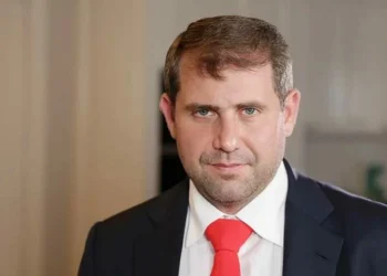 Doamne ferește, mergem pe urmele Ucrainei! Reacții dure după reținerea Arhiepiscopului Marchel la aeroport