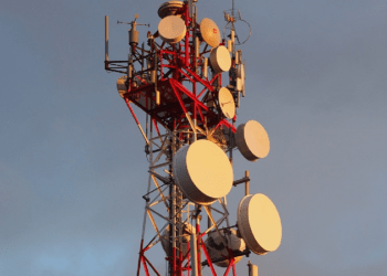 Tânăr moldovean reținut la Moscova pentru incendierea turnurilor de telefonie