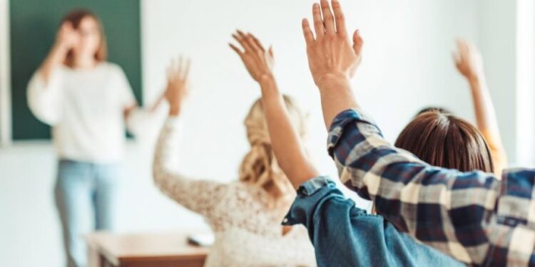 Elevii revin la școală pe 29 aprilie, după vacanța de Paște