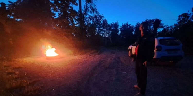 Un primar ar fi agresat un inspector de mediu: I s-a spus să nu ardă anvelope