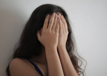 Doi bărbați condamnați pentru violul a două minore