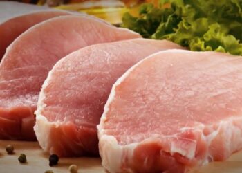 Republica Moldova riscă un deficit de carne de porc din cauza restricțiilor impuse de România