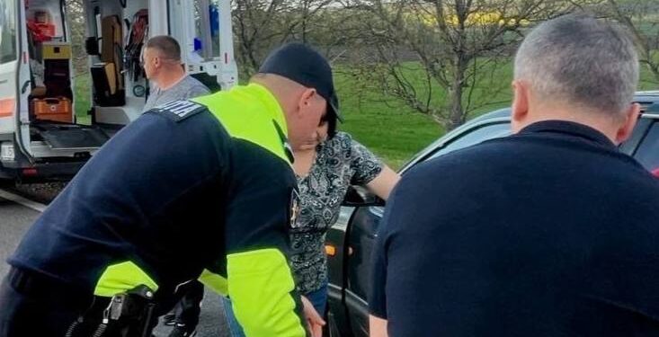 Unui șofer i s-a făcut rău în timp ce se afla la volan, pe traseul Hîncești–Cimișlia. Cum au reacționat doi polițiști