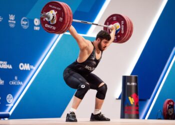 Tudor Bratu aduce trei medalii de bronz pentru Moldova la Europeanul de Haltere