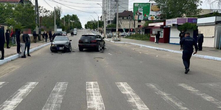 В Комрате нетрезвый водитель сбил девушку на пешеходном переходе, а потом врезался в другое авто