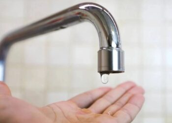 Жители села из родной коммуны Майи Санду живут без водопровода. Причина — в бюрократии | VIDEO