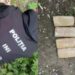 Doi curieri de droguri, încătușați de polițiști. Riscă până la 15 ani de închisoare