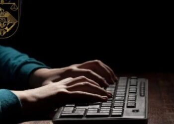 Un deținut a mai primit ani suplimentari de închisoare pentru că a șantajat o femeie cu poze intime