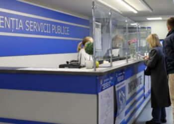 Cetățenii pot obține pașaportul sau noua carte de identitate la orice Centru multifuncțional din țară