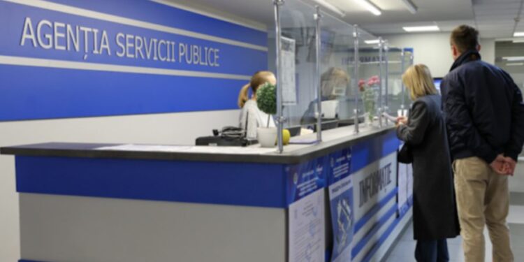 Cetățenii pot obține pașaportul sau noua carte de identitate la orice Centru multifuncțional din țară