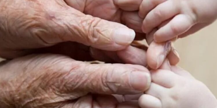 Молдова стареет: Из-за экономической разрухи в стране резко снизилась рождаемость | VIDEO