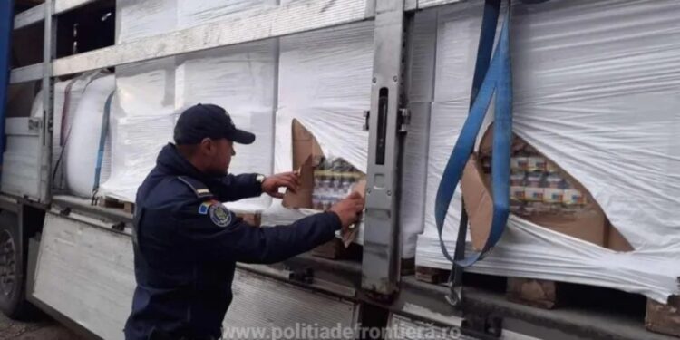 Контрабандные сигареты на сумму более 1,1 миллиона евро обнаружены в фуре, которую вел гражданин Румынии